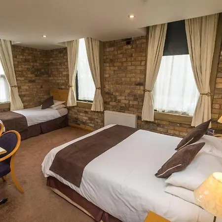 Hotel The Sleepwell 4*